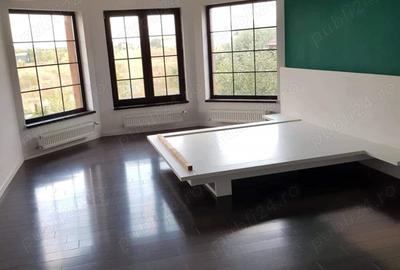 Casă cu 5 camere în Clinceni