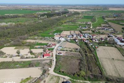 Teren de 1660 mp, în Vânători - 5