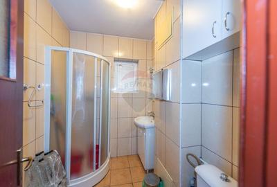 Apartament cu 3 camere decomandat în Titulescu - 21
