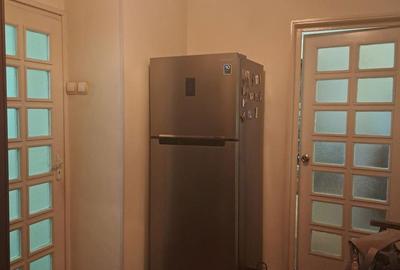 Apartament cu 3 camere semidecomandat, mobilat în Micro 19 - 5