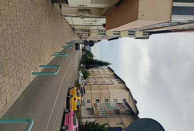 Garsonieră decomandată în Central - 4