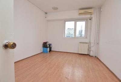 Apartament cu 4 camere decomandat în Victoriei - 20