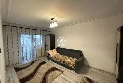 Apartament cu 3 camere decomandat în Tătărași