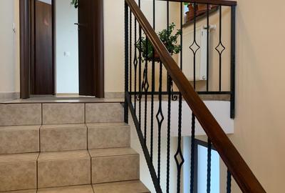 Casă cu 6 camere cu Canalizare în Voluntari - 18