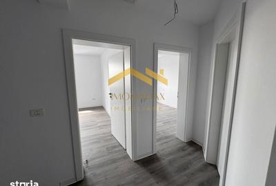 Casă cu 4 camere cu Teren 300 Mp în Sânmihaiu Român