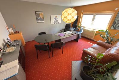 Apartament cu 3 camere decomandat în Nerva Traian