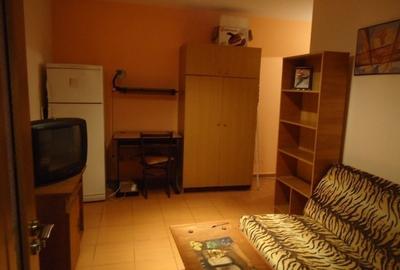 Garsonieră semidecomandată în Titan