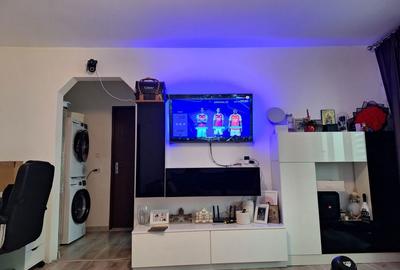 Apartament cu 2 camere semidecomandat în Central - 1