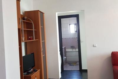 Apartament cu 3 camere decomandat în Popoveni - 2