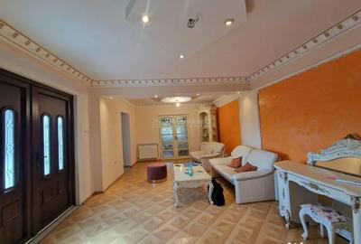 Casă cu 4 camere cu Teren 680 Mp în Triaj - 16