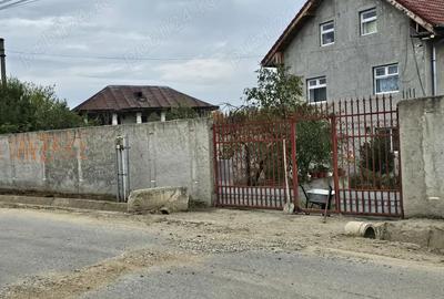 Casa P+1+M, 210mp,compusa din 9 Dormitoare, 3 bai, bucatarie neterminata + 900mp - 9