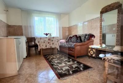 Casă cu 3 camere cu Teren 2073 Mp în Central - 2