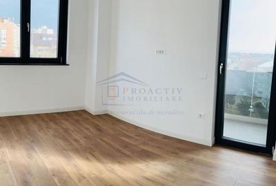 Apartament cu 3 camere decomandat în Paltin - 2