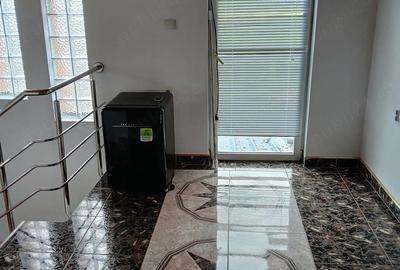 Casă cu 7 camere cu Teren 800 Mp în Aeroport - 1