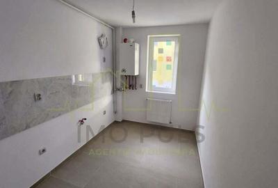 O camera in bloc nou 2025. Spatiu mare in pod si placa de beton - 2