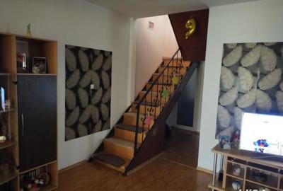 Casă cu 5 camere cu Teren 250 Mp în Mazepa 1 - 2