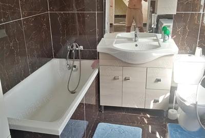 Casă cu 4 camere cu Teren 300 Mp în Țegheș - 1