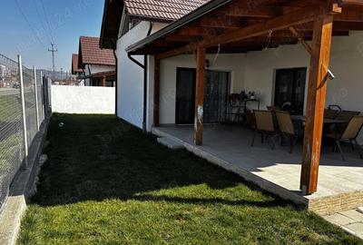 Casă cu 2 camere cu Canalizare în Central - 3