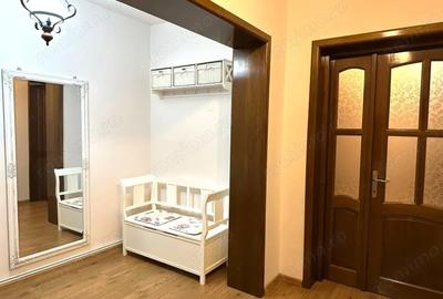 Apartament 3 camere Ultracentral Ramada - 2