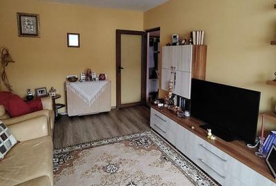 Apartament cu 3 camere decomandat în Păcurari - 3
