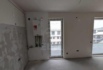 Apartament tip penthouse de vanzare Flore?ti, zona Eroilor - 3
