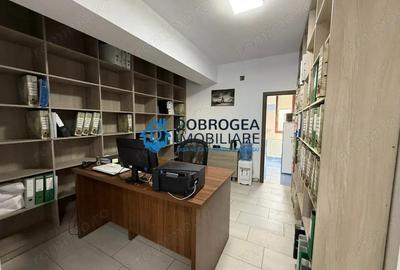 ZONA ROSA - 3 camere, 80 mp, ideal birouri, etaj 2, parcare privata - 4
