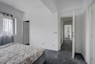 Apartament cu 3 camere decomandat în Dumbrăveni - 2