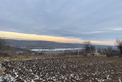 Teren intravilan 2.000 mp Aroneanu – vedere lac, utilități complete, acces strad - 4