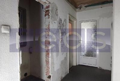 Apartament cu 4 camere decomandat în Calea Călărașilor - 17