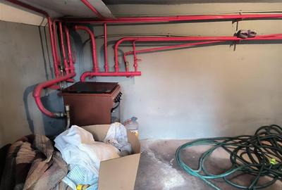 Casă cu 4 camere cu Canalizare în Central - 16