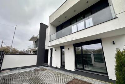 Apartament 3 camere spatios cu curte - 1