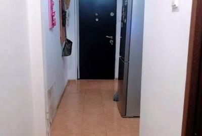 Apartament cu 3 camere semidecomandat, mobilat în Casa de Cultură - 2