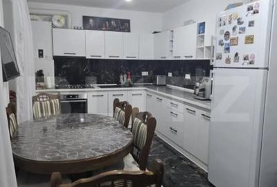 Casă cu 4 camere cu Teren 1500 Mp în Central - 11