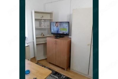 Garsonieră decomandată în Central - 1