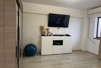 Apartament cu 2 camere decomandat în Galata - 10