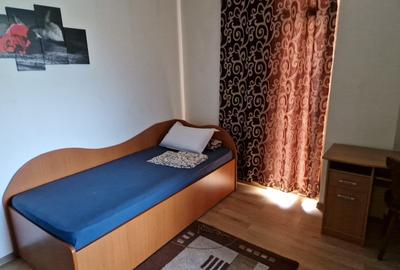 Apartament cu 3 camere decomandat în Exterior Vest - 2