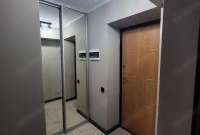 Garsonieră decomandată în Berceni