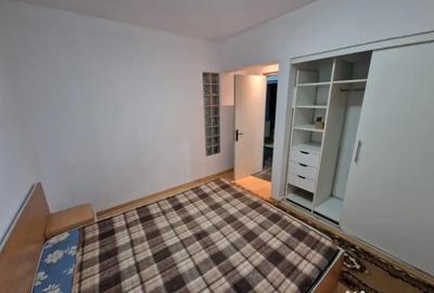 Apartament cu 4 camere decomandat în Traian - 5