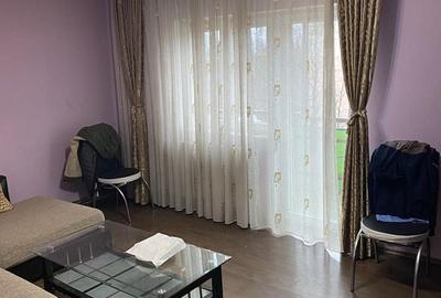 Apartament cu 2 camere decomandat în Micro 17 - 2