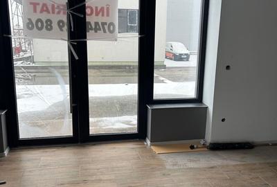 Spațiu comercial, de 55 mp, în Central - 3