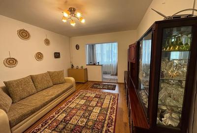 Apartament cu 3 camere în zona Craiter, COD 8263 - 2