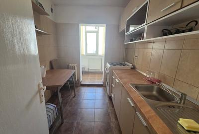 Apartament cu 2 camere decomandat în Galata - 6