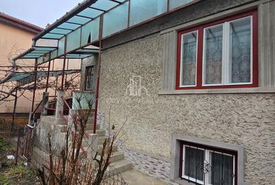 Casă cu 4 camere cu Canalizare în Central - 15