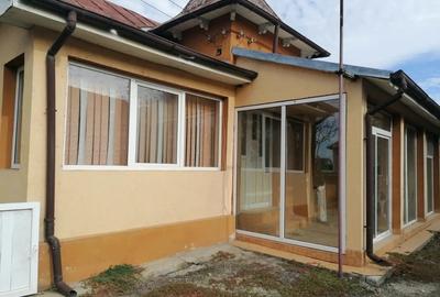 Casă cu 4 camere în Grădinari - 3