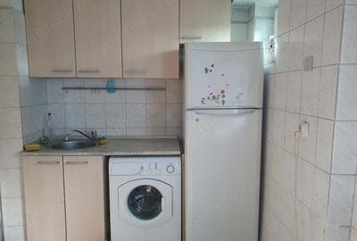 Spre inchiriere apartament 3 camere Spre inchiriere apartament 3 camere - 2