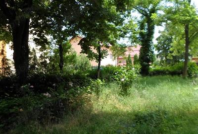 Vanzare apartament 3 camere, decomandat, parter in Ploiesti, zona Cina comision 0 - 2