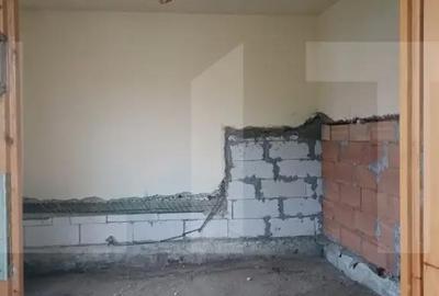 Casă cu 3 camere cu Teren 1856 Mp în Central - 3
