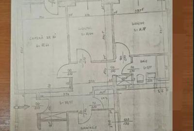 Apartament cu 3 camere decomandat în Brâncoveanu