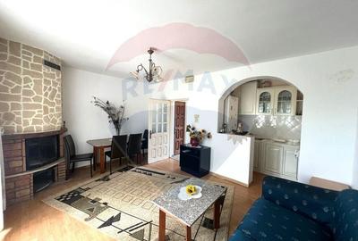 Casa / Vila cu 6 camere de vanzare in com. Racaciuni - 1