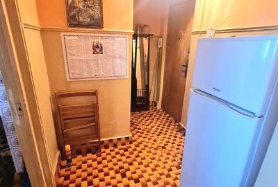 Apartament cu 3 camere semidecomandat în Viziru 1